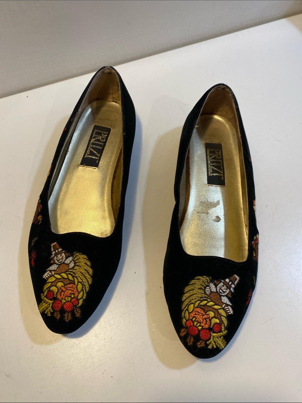 PRITZI Vintage Hollidays Black Floral Embroidered Halloweeb Ballet Flats Sz 9M - Picture 5 of 9
